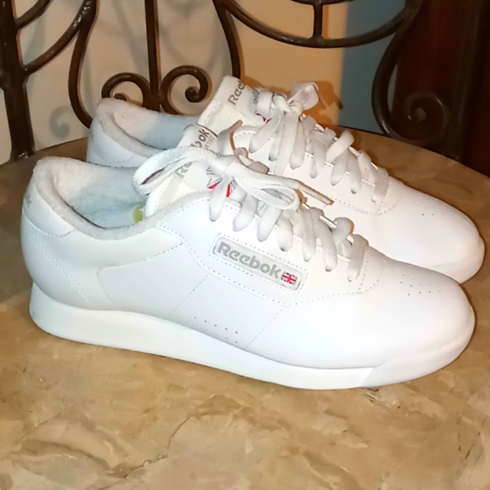 Reeboks Classic Sneakers